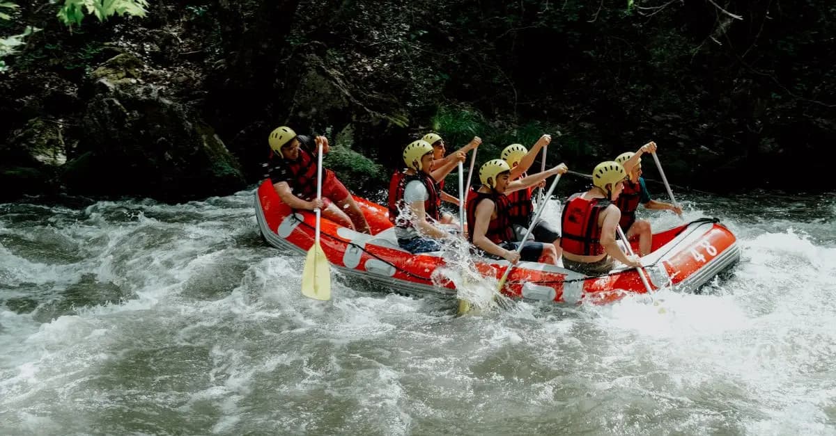 Explorer les Profondeurs : Initiation à la Plongée pour Ado
