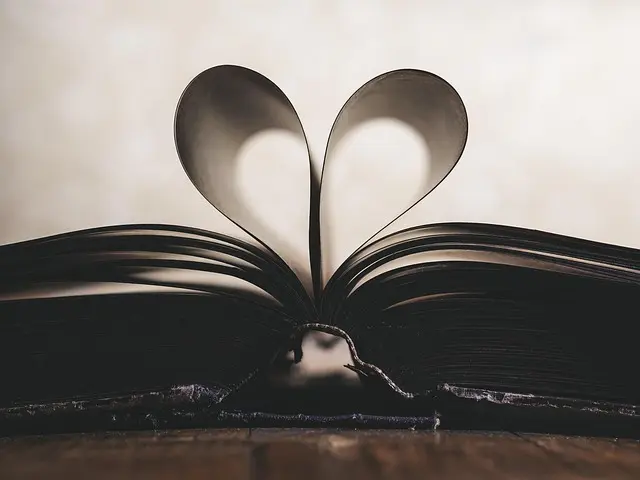 Créer un Journal d'Aventure Ado : Guide Pratique pour Éveiller la Créativité